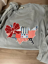 Load image into Gallery viewer, Embroidered Long Sleeve T USA Map Outline with Bow
